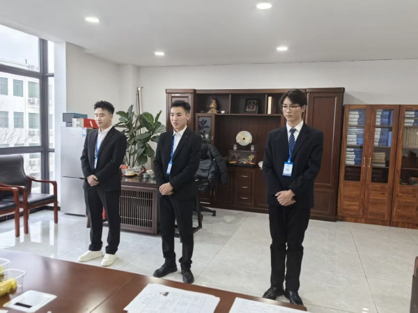 면세점 E-7 판매사무원 채용 현지 면접 — 글로벌비즈